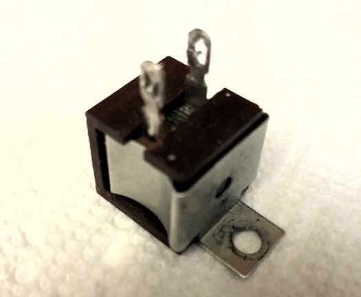 Figure 3 — The Heathkit 57-1 selenium rectifier — a Sarkes Tarzian model 35 — as fitted to the V-5, V-5A and V-6.
